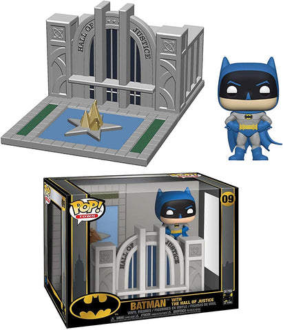Funko POP! Town: Batman with Hall of Justice